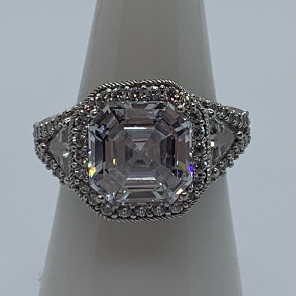 Judith Ripka Diamonique Silver Ring Sz 6 - Picture 1 of 9